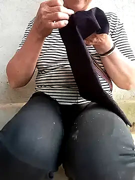 Lee Mai online show from 08/07/26, 10:32