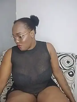 Latinvibes couple online show from 08/09/26, 07:25