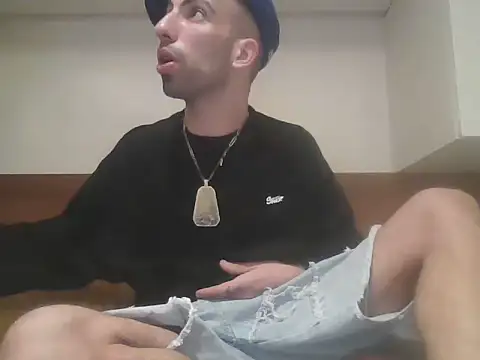 LamafiaDelAmor79 online show from 08/08/26, 10:33