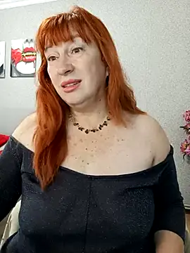 JUNOOO online show from 10/18/25, 10:06