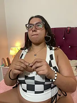 shara  online show from 04/07/26, 01:07