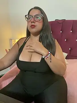 shara  online show from 12/20/25, 02:36