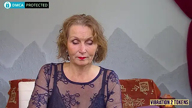 Snapshot of sourceSatisfaction chatting on 10/13/25, 05:42 sourceSatisfaction online show from 10/13/25, 05:42