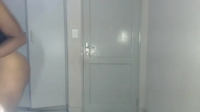 leanna23 online show from 04/19/26, 09:17