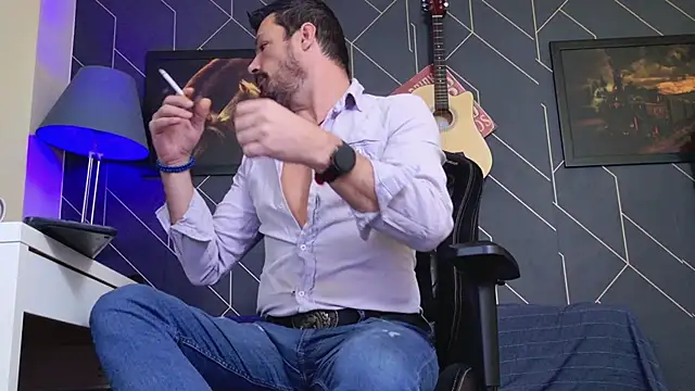 ChrisKox online show from 11/17/25, 04:16