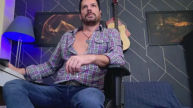 ChrisKox online show from 11/24/25, 05:02