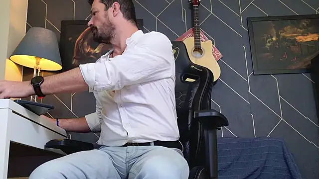 ChrisKox online show from 11/15/25, 05:11