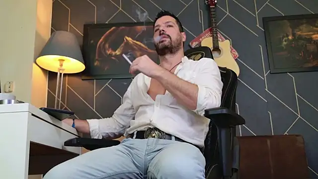 ChrisKox online show from 12/20/25, 09:12