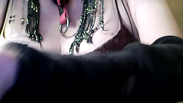 sissy sarah online show from 10/20/25, 11:33