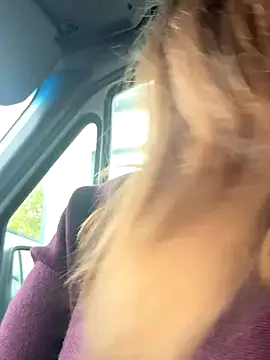 BootyLola online show from 11/03/25, 10:19