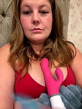 Snapshot of BootyLola chatting on 10/26/25, 03:56 BootyLola online show from 10/26/25, 03:56