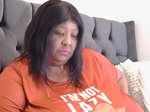 nancy111 online show from 11/03/25, 10:19