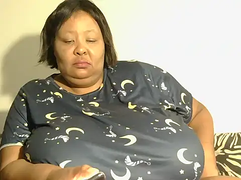 Snapshot of nancy111 chatting on 03/24/26, 01:11 nancy111 online show from 03/24/26, 01:11