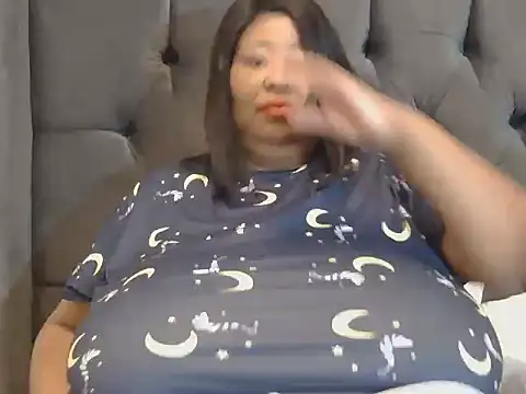 Snapshot of nancy111 chatting on 03/03/26, 01:23 nancy111 online show from 03/03/26, 01:23