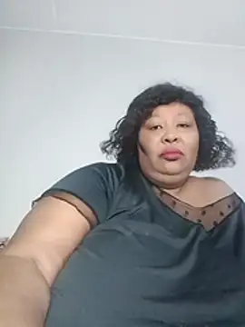 Snapshot of nancy111 chatting on 04/13/26, 04:16 nancy111 online show from 04/13/26, 04:16