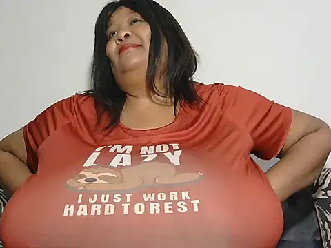 Snapshot of nancy111 chatting on 03/14/26, 02:28 nancy111 online show from 03/14/26, 02:28