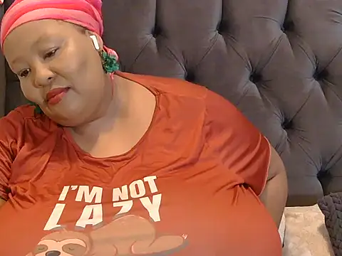 nancy111 online show from 02/04/26, 01:44