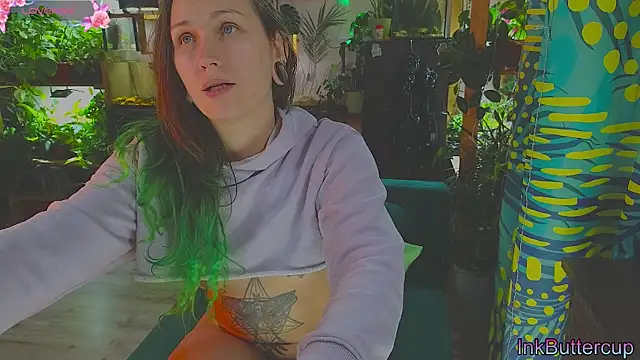 Dead Butterfly online show from 09/09/25, 03:38