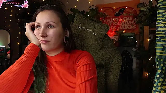 Dead Butterfly online show from 10/21/25, 02:44