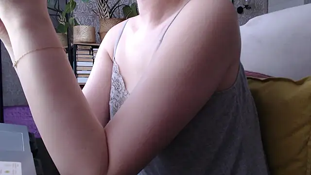 Koreanowner online show from 11/23/25, 07:18