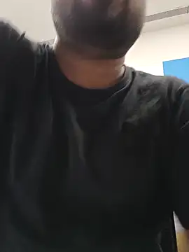 Snapshot of mikki1355 chatting on 02/07/26, 09:56 mikki1355 online show from 02/07/26, 09:56