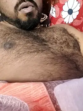 Snapshot of mikki1355 chatting on 01/13/26, 04:55 mikki1355 online show from 01/13/26, 04:55