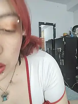 Snapshot of Natashayuu chatting on 06/21/26, 06:57 Natashayuu online show from 06/21/26, 06:57