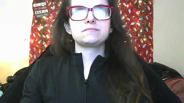 Snapshot of JessaBella chatting on 12/20/24, 04:25 JessaBella online show from 12/20/24, 04:25