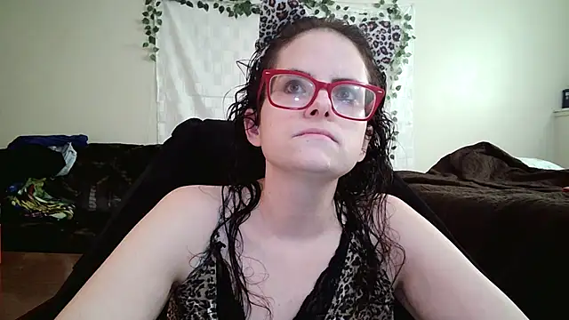 JessaBella online show from 10/31/25, 04:03