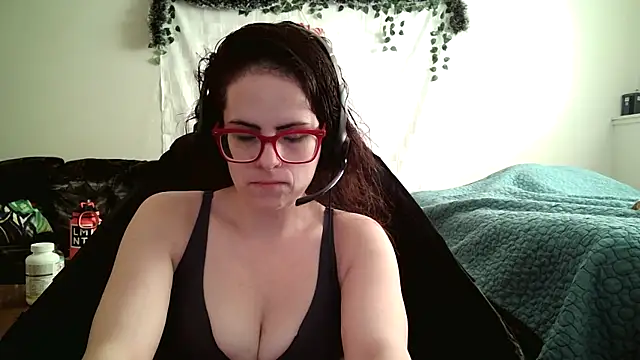 JessaBella online show from 11/12/25, 03:27