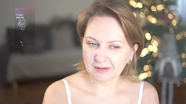 Snapshot of LitleSun chatting on 01/14/25, 09:45 LitleSun online show from 01/14/25, 09:45