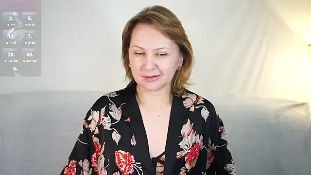 Snapshot of LitleSun chatting on 02/23/25, 10:49 LitleSun online show from 02/23/25, 10:49