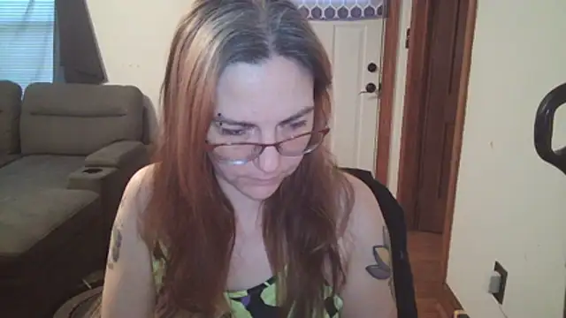 Snapshot of SweetAriesXO chatting on 02/06/26, 01:29 SweetAriesXO online show from 02/06/26, 01:29