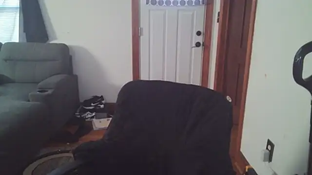 Snapshot of SweetAriesXO chatting on 02/05/26, 02:02 SweetAriesXO online show from 02/05/26, 02:02