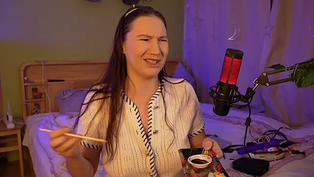 Gessifossa online show from 10/14/25, 03:12