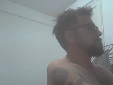 Snapshot of el_principe_hot chatting on 11/08/25, 03:10 el principe hot online show from 11/08/25, 03:10