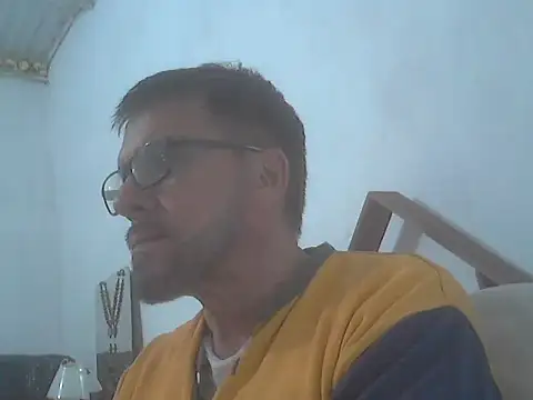 Snapshot of el_principe_hot chatting on 02/22/26, 05:43 el principe hot online show from 02/22/26, 05:43