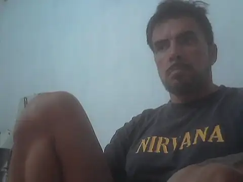 Snapshot of el_principe_hot chatting on 11/25/25, 04:02 el principe hot online show from 11/25/25, 04:02