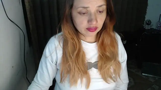 Snapshot of kattydirtylol chatting on 10/04/25, 06:04 kattydirtylol online show from 10/04/25, 06:04