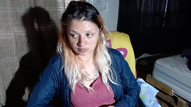Snapshot of kattydirtylol chatting on 01/16/25, 08:36 kattydirtylol online show from 01/16/25, 08:36