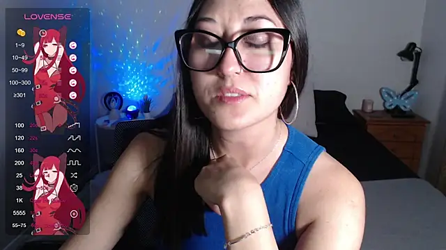 Snapshot of Ninimoon chatting on 10/04/25, 02:57 Ninimoon online show from 10/04/25, 02:57