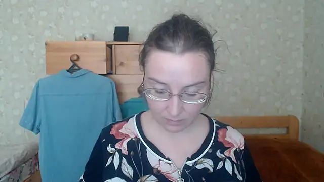 Smart Rose online show from 10/28/25, 10:47