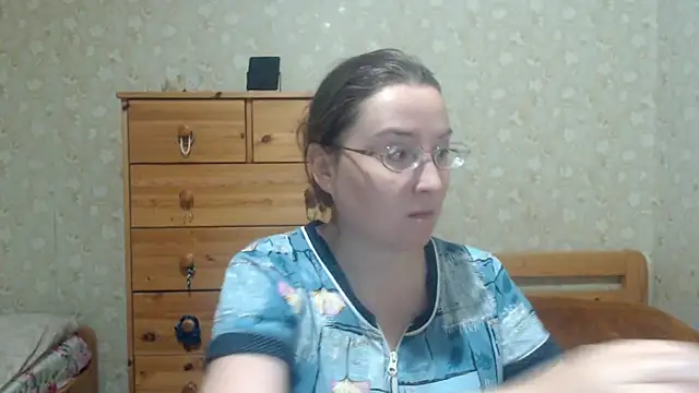 Smart Rose online show from 12/22/25, 04:40