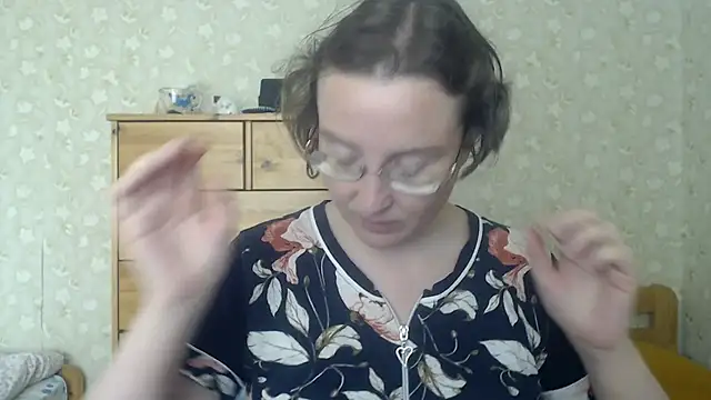 Snapshot of Smart_Rose chatting on 05/25/26, 03:39 Smart Rose online show from 05/25/26, 03:39