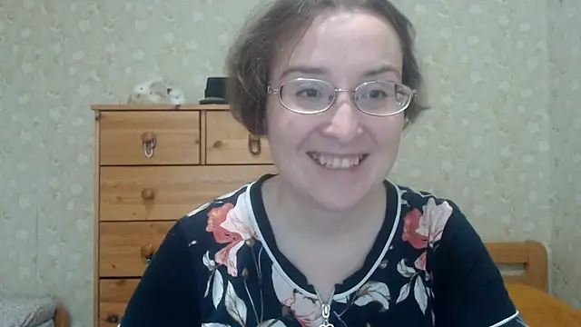 Snapshot of Smart_Rose chatting on 04/22/26, 02:57 Smart Rose online show from 04/22/26, 02:57