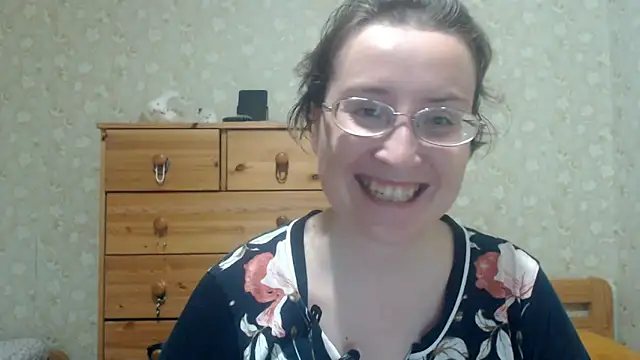 Snapshot of Smart_Rose chatting on 05/27/26, 05:53 Smart Rose online show from 05/27/26, 05:53