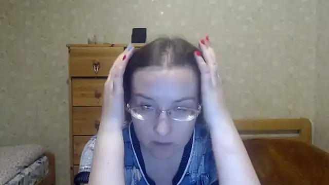 Snapshot of Smart_Rose chatting on 03/11/25, 03:56 Smart Rose online show from 03/11/25, 03:56