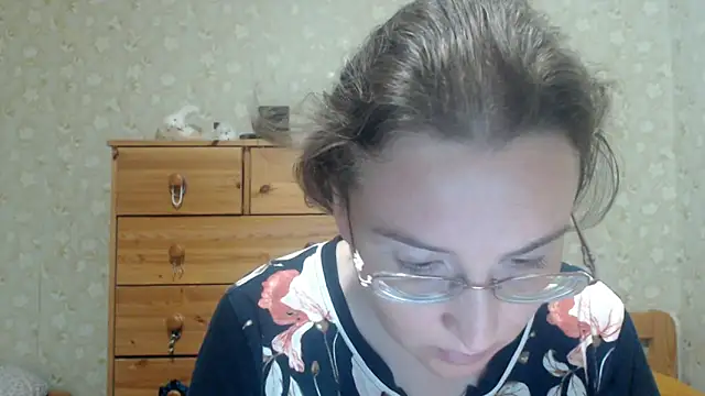 Snapshot of Smart_Rose chatting on 05/25/26, 07:34 Smart Rose online show from 05/25/26, 07:34
