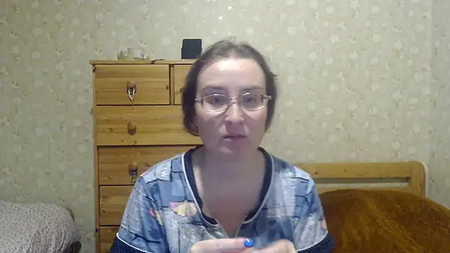 Snapshot of Smart_Rose chatting on 03/09/25, 06:43 Smart Rose online show from 03/09/25, 06:43