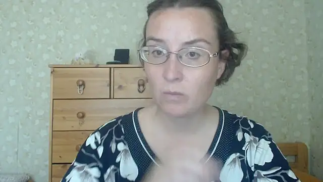 Snapshot of Smart_Rose chatting on 06/26/26, 09:48 Smart Rose online show from 06/26/26, 09:48